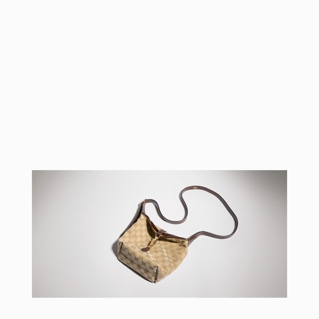 GG mini bag with piston closure