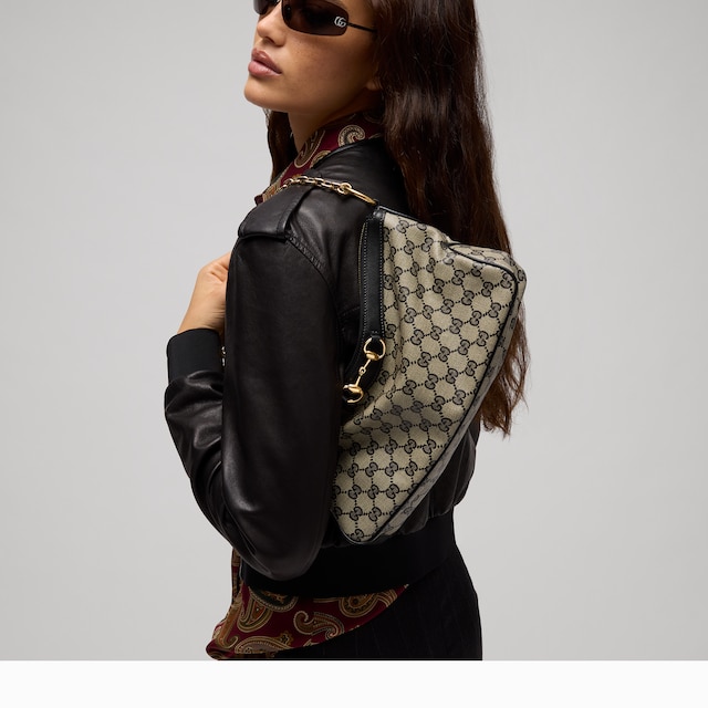 Medium Starlet Shoulder Bag