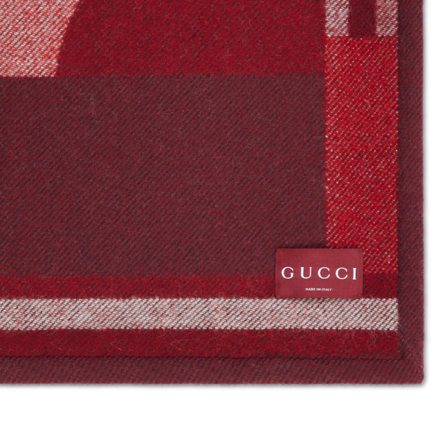 Wool and cashmere jacquard blanket