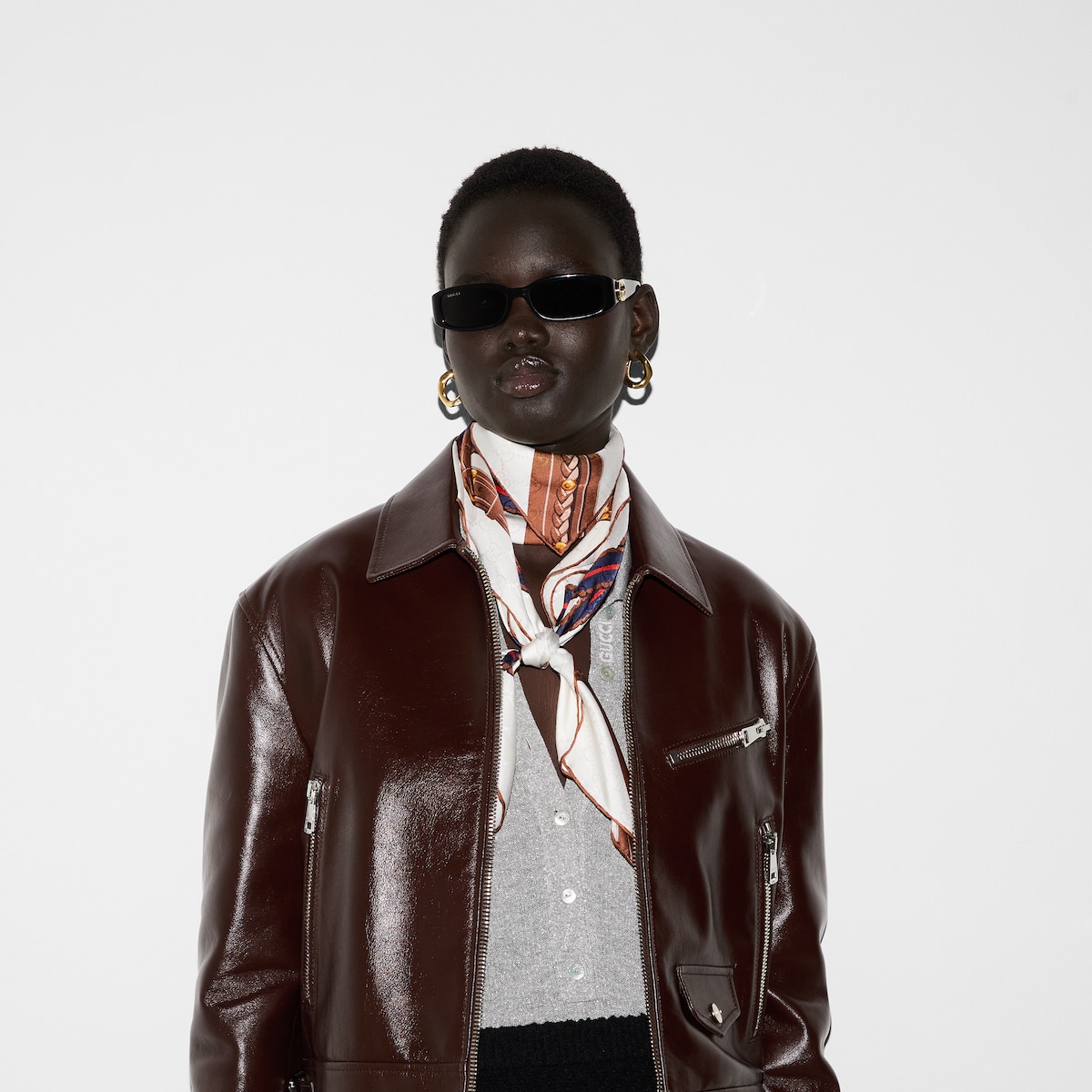 Gucci Printed Silk Jacquard Carré | Thumbnail 3 Gucci Printed Silk Jacquard Carré | Thumbnail 3