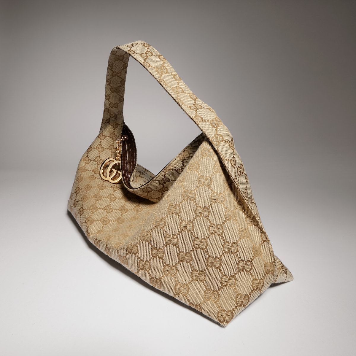 Gucci Infinity Large Shoulder Bag | Thumbnail 3 Gucci Infinity Large Shoulder Bag | Thumbnail 3