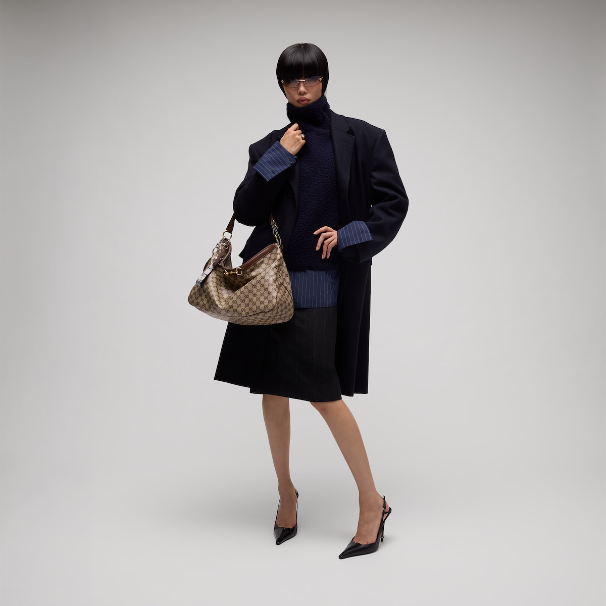 Gucci Starlet Large Shoulder Bag | Thumbnail 2 Gucci Starlet Large Shoulder Bag | Thumbnail 2