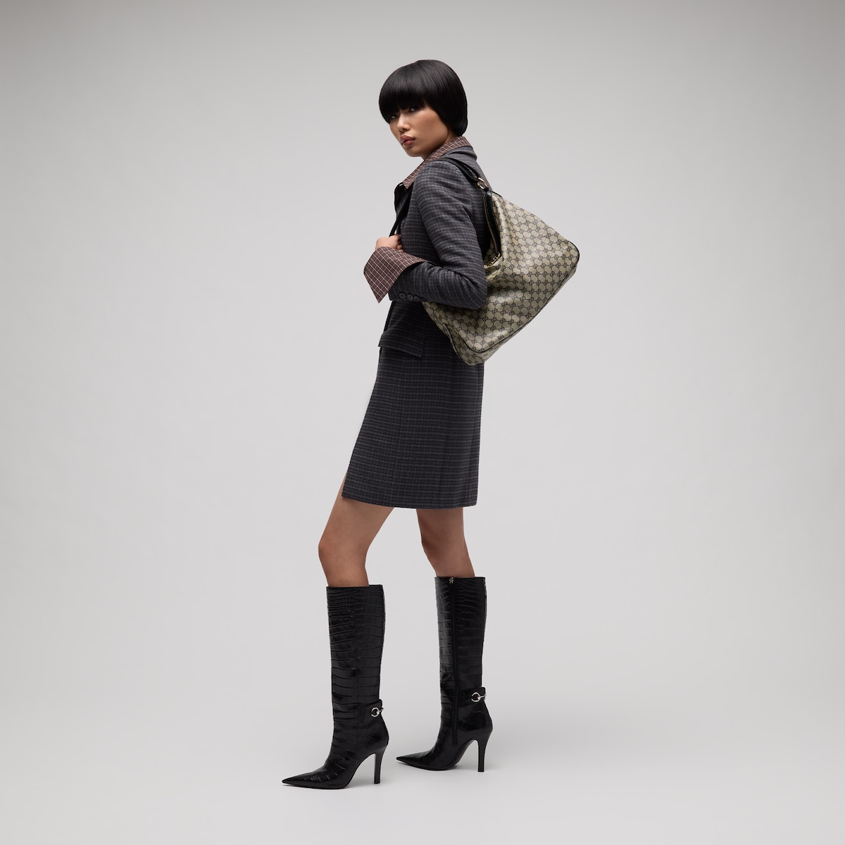 Gucci Starlet Large Shoulder Bag | Thumbnail 2 Gucci Starlet Large Shoulder Bag | Thumbnail 2