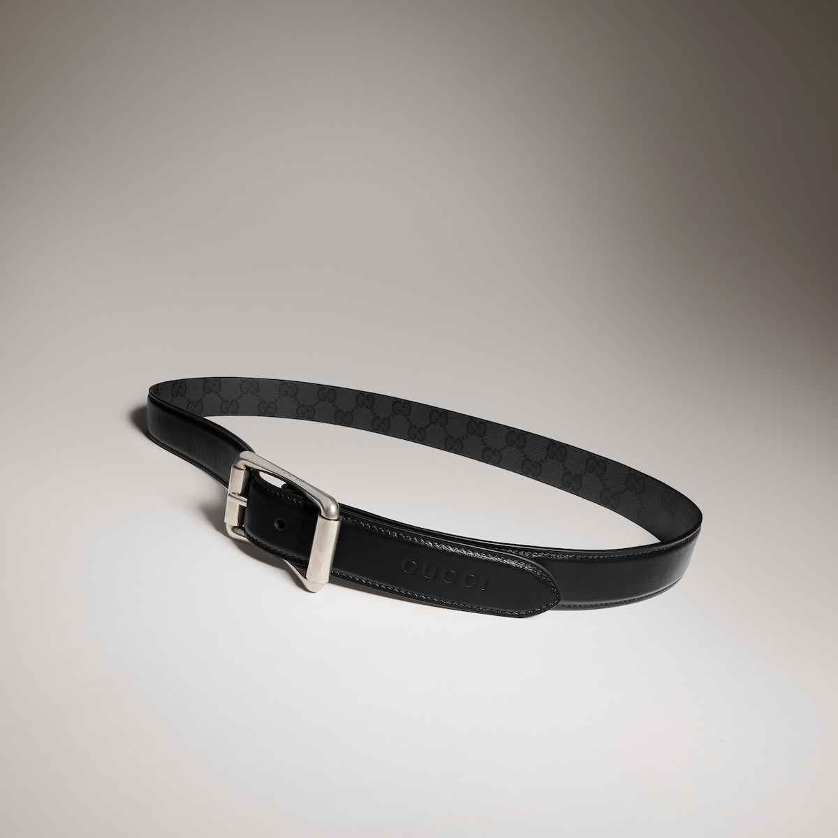 Gucci Reversible Belt With Roller Buckle | Thumbnail 2 Gucci Reversible Belt With Roller Buckle | Thumbnail 2