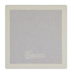 серый и цвет слоновой кости