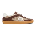 daim marron foncé