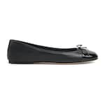 schwarzes Leder