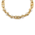 Necklace with mobile pearls