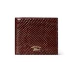 marrón oscuro