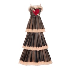 Abendkleid aus mehrlagigem Tüll mit Stickerei