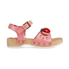 Children's sandal with apple