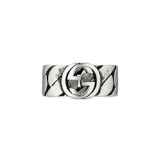 Ring with Interlocking G