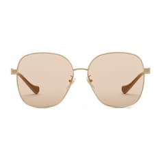 Sonnenbrille mit tief sitzendem Nasensteg
