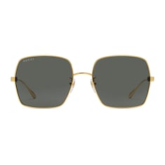 Lentes de sol con marco cuadrado