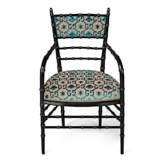 Chaise Chiavari motif GG étoiles avec accoudoir