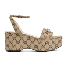 Sandalia plataforma plana Horsebit para mujer