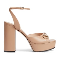 Sandalia plataforma con Horsebit para mujer