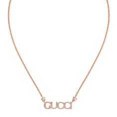 Collier avec inscription « GUCCI »