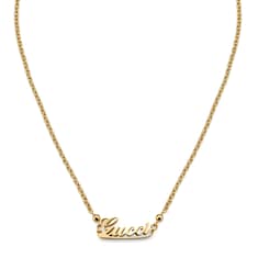 Collar de cadena con inscripción Gucci