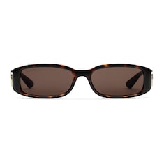 Gafas de sol con marco rectangular