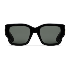 Gafas de sol con marco cuadrado