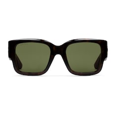 Gafas de sol con marco cuadrado