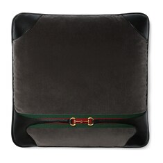 Velvet cushion with Horsebit