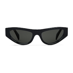 Sonnenbrille in Katzenaugenform