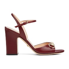 Sandalia con Horsebit para mujer