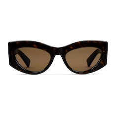 Sonnenbrille in Katzenaugenform