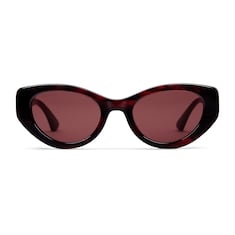 Sonnenbrille in Katzenaugenform
