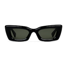 Sonnenbrille in Katzenaugenform
