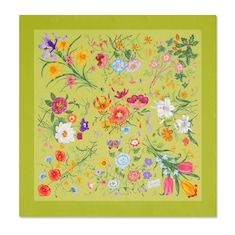 ผ้าพันคอ Printed Flora silk twill carré