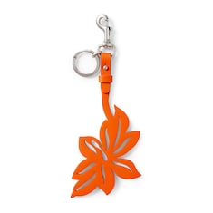 Llavero con adorno de flor