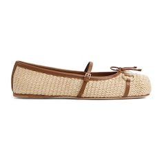 حذاء باليه مسطّح بطبعة Gucci Horsebit للنساء