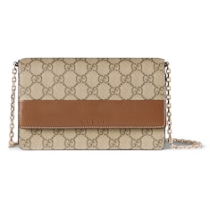 Cartera con cadena GG Emblem