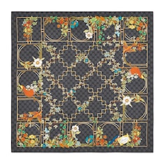 Vierecktuch aus Seidentwill mit Print