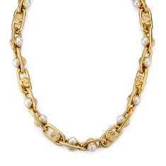 Necklace with mobile pearls