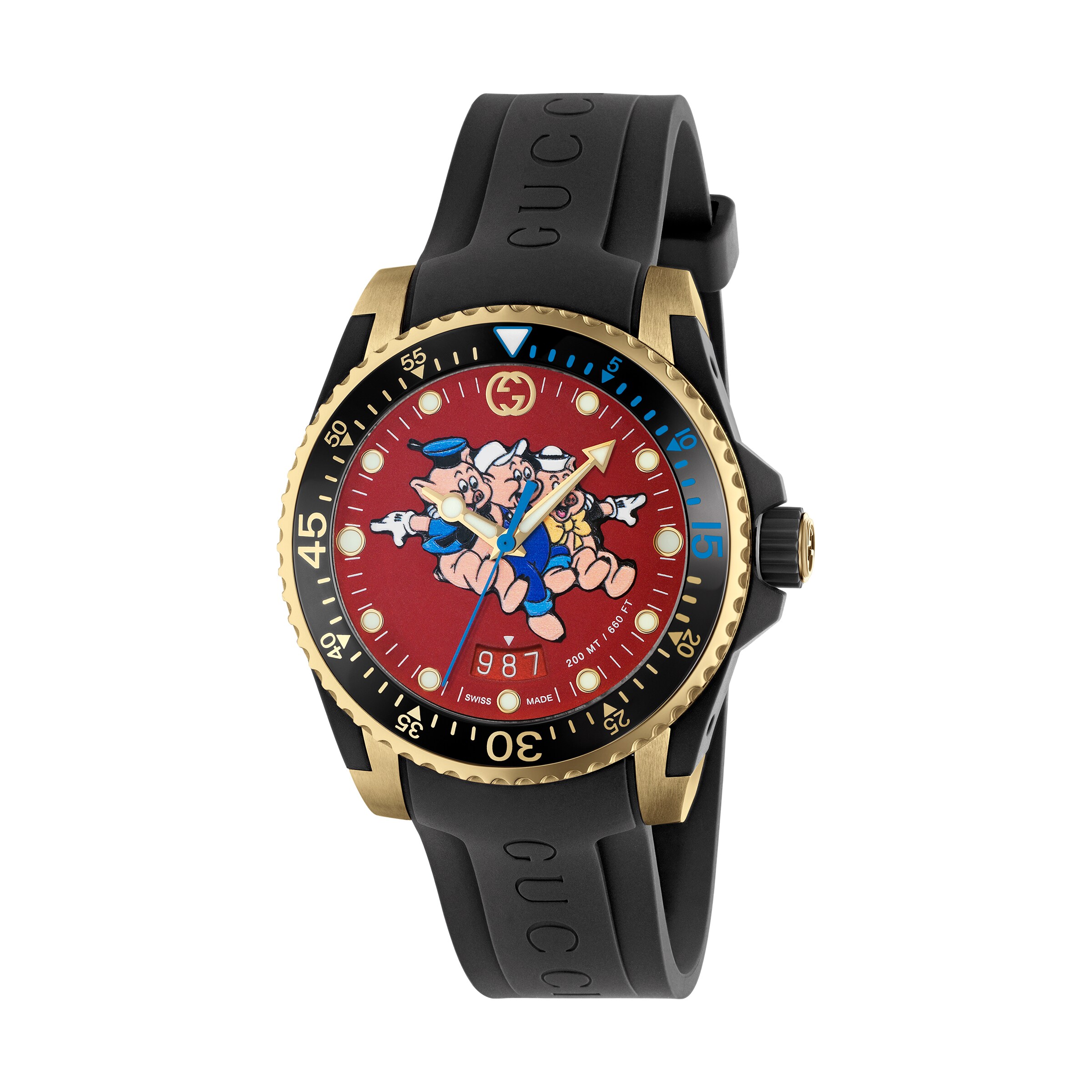 black gucci dive watch