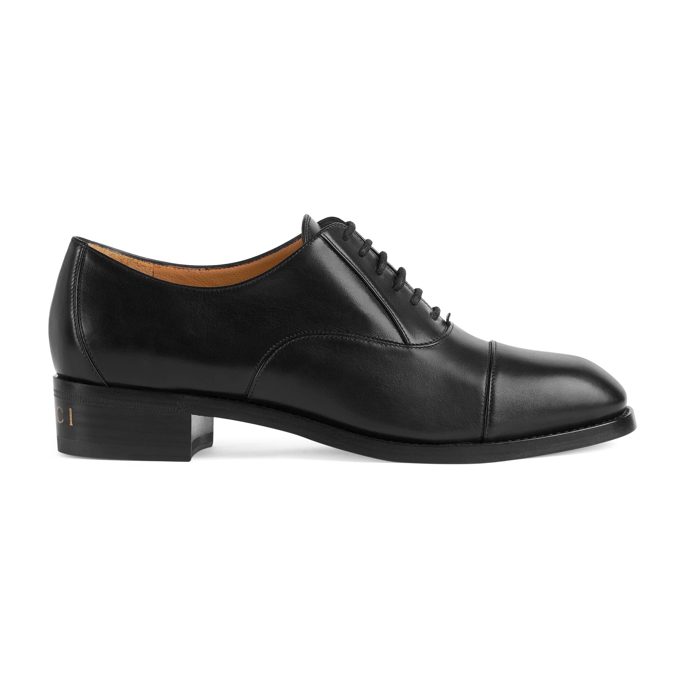 679338_1W600_1000_001_100_0000_Light-Womens-lace-up-shoe.jpg