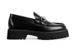 Women's loafer with Horsebit in black leather | GUCCI® 香港 Women's loafer with Horsebit in black leather | GUCCI® 香港
