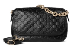 【値下げ】GUCCI ブラック GGパターン ショルダーバッグ GGエンブレム〕ミディアム ショルダーバッグブラック GGレザー