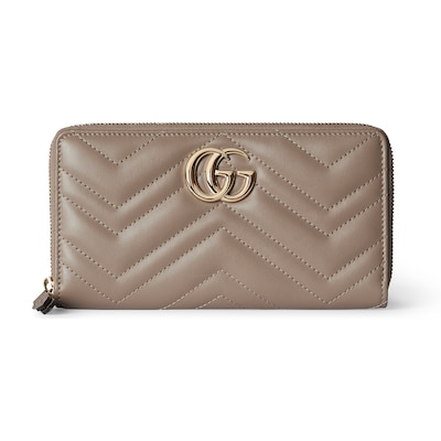 【GUCCI】GG Marmont/GGマーモントレザーコインウォレット/black GG Marmont leather wallet in black - Gucci | Mytheresa
