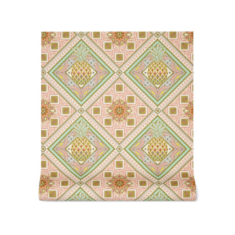 GUCCI Pineapple print wallpaper