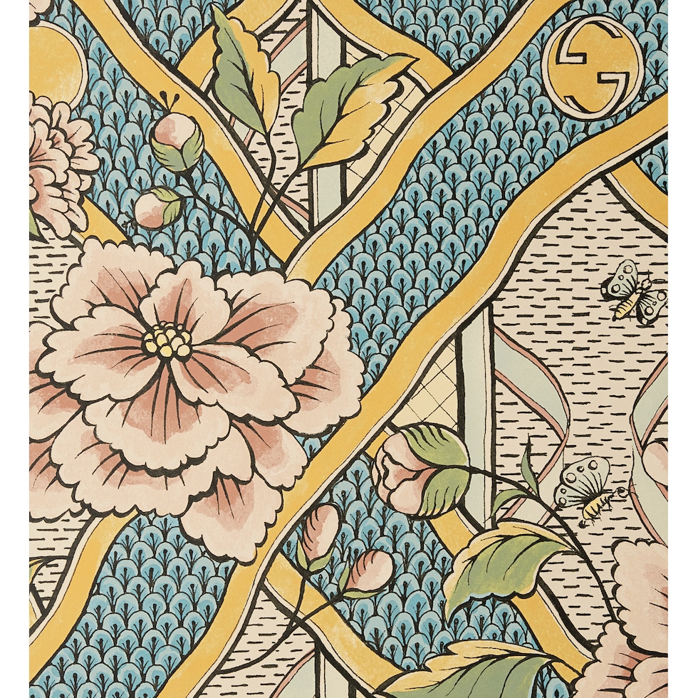 Floral print wallpaper 