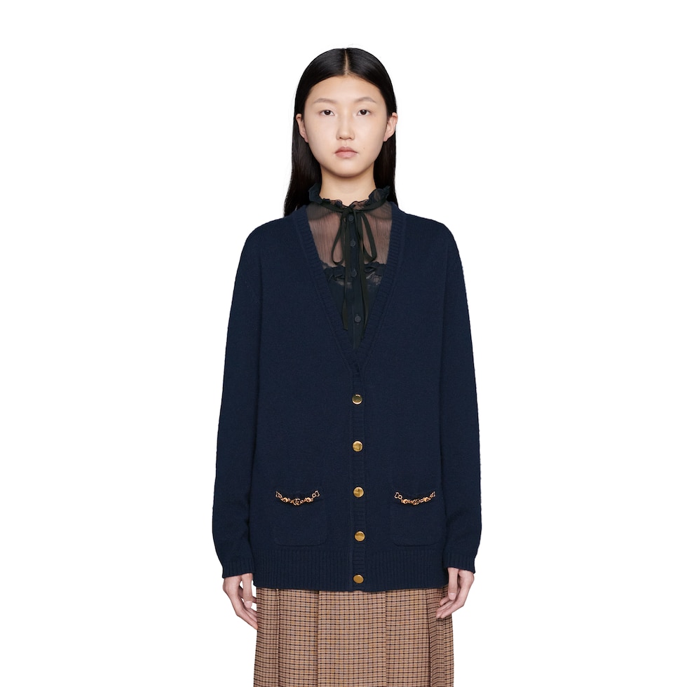 Cardigan aus Kaschmir mit Kettendetail