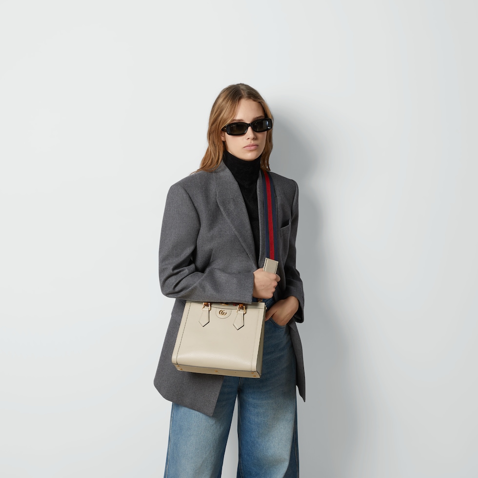 Gucci Diana medium tote bag