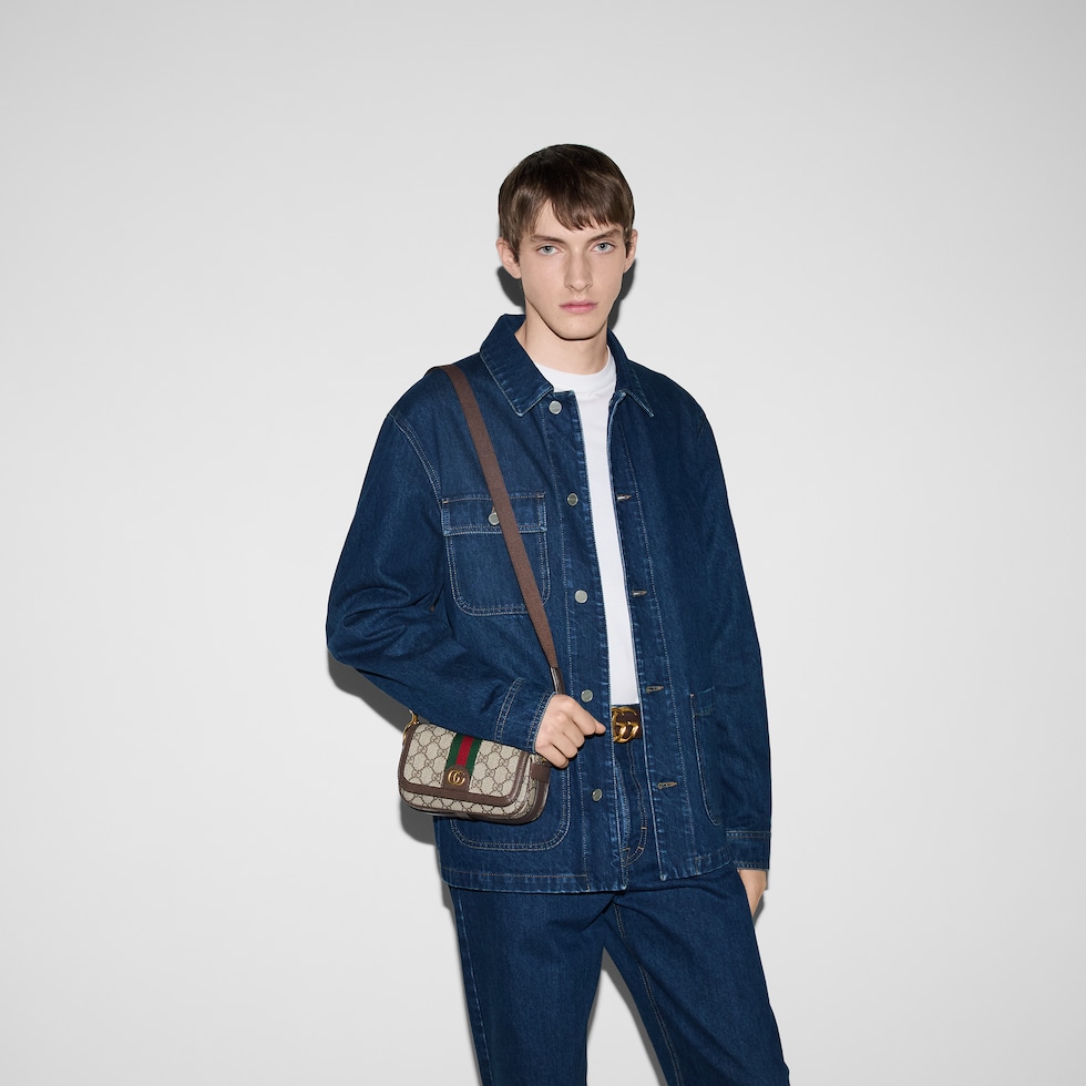 GUCCI スモールメッセンジャーバッグ GUCCI/グッチ】GGスプリーム スモール メッセンジャーバッグが