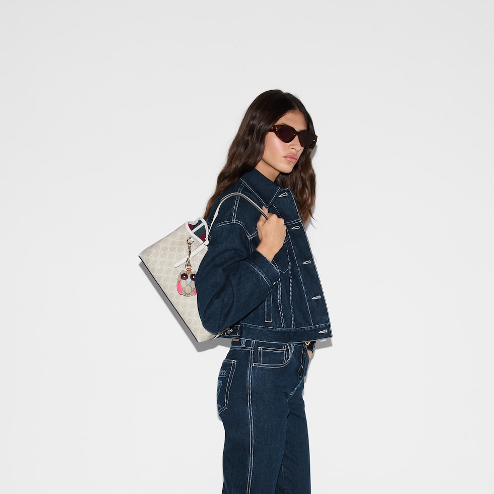 GG Emblem medium tote bag