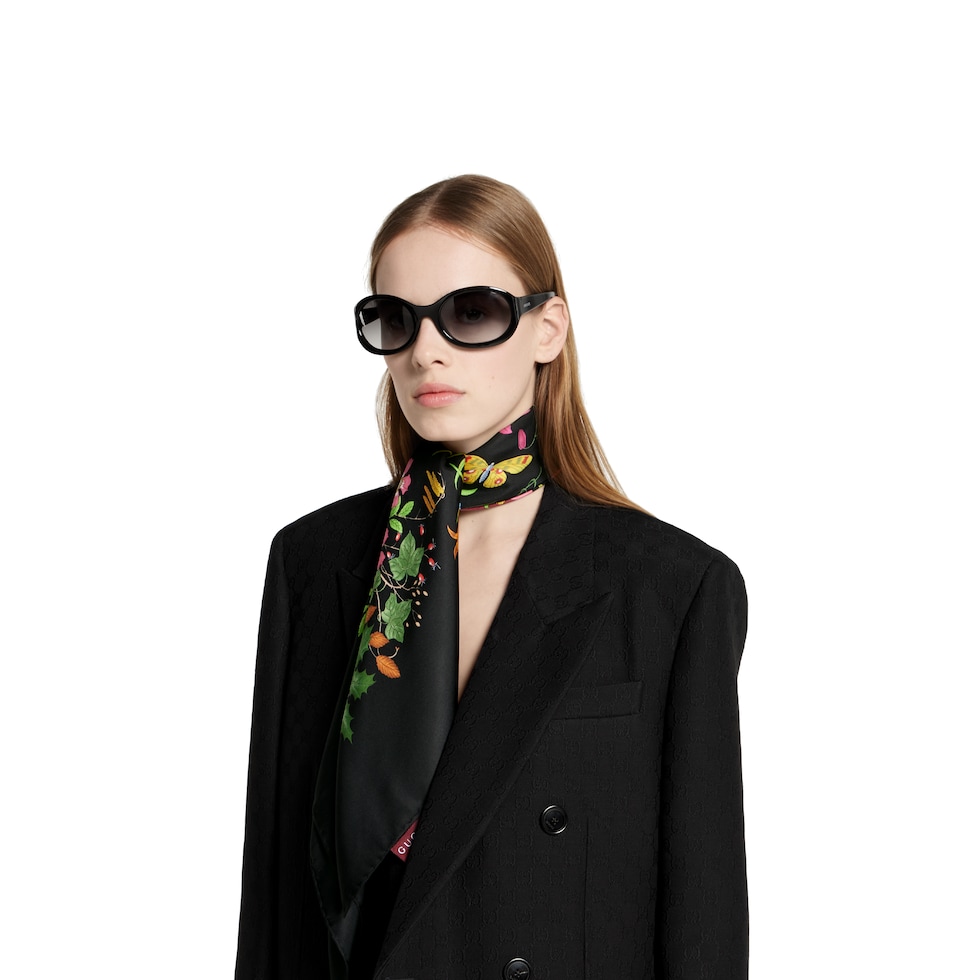 Carré Flora en twill de soie à imprimé